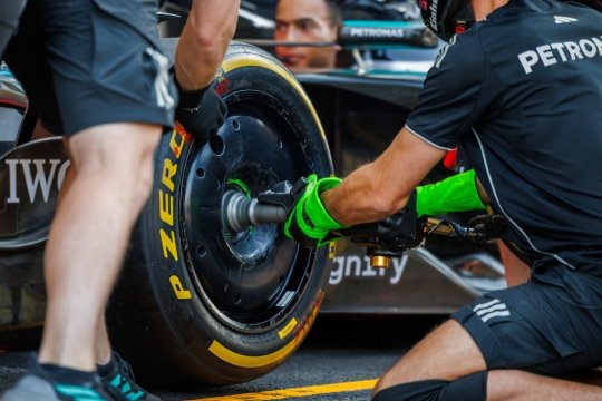 Opt ture și jumătate în jurul lumii: testul suprem pentru anvelopele Pirelli în F1
