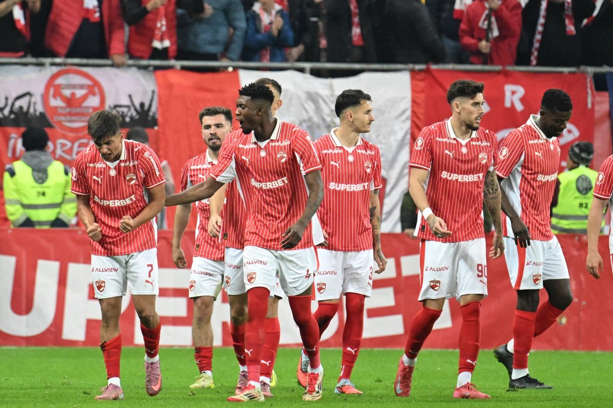 Dinamo este pe locul 4 după 21 de etape, cu 38 de puncte