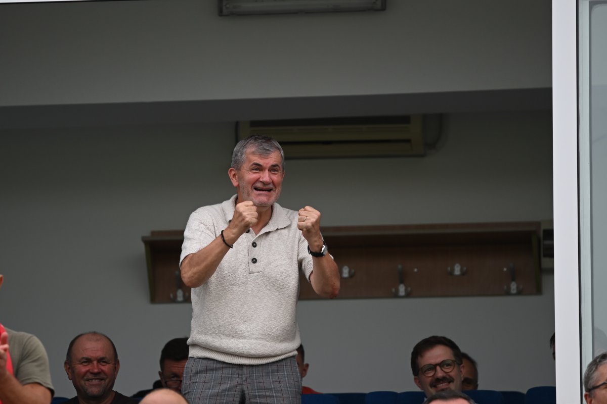 Patronul favorit să ia titlul în SuperLiga. Nu este Gigi Becali: ”Fiul lui are contracte cu multe entități ale statului. E campion dacă rămâne Bolojan”
