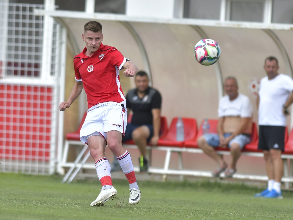 Valentin Lazăr a plecat de la Dinamo după un scnadal cu antrenorul de atunci, Ovidiu Burcă