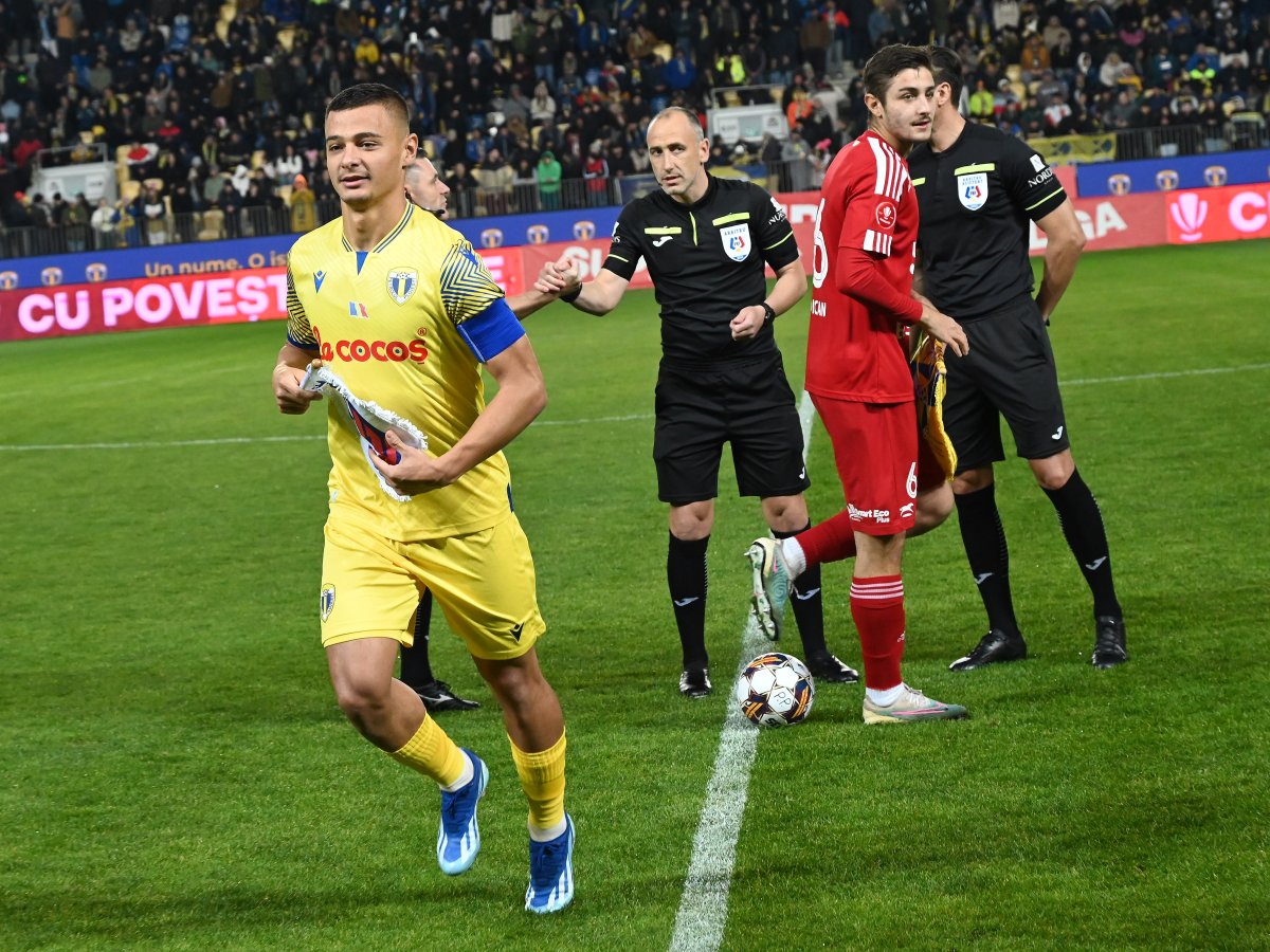 Opt goluri și 16 pase decisive - Cifrele lui Țicu la Petrolul