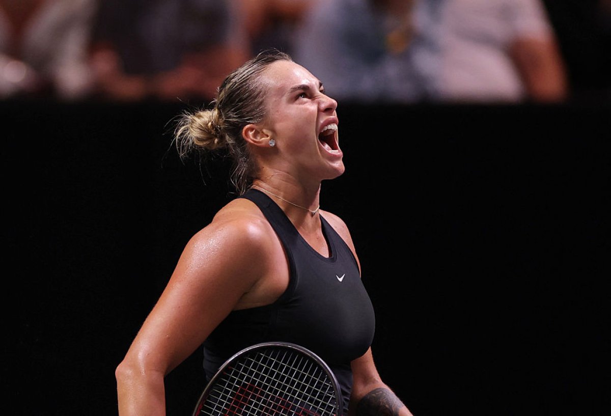 Jucătorii au avut dreptul la câte un serviciu, iar terenul Arynei Sabalenka era cu 9% mai mic decât cel al adversarului său