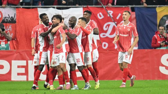 Titularul lui Dinamo a anunțat că are șanse mari să rateze meciul cu FCSB: ”E foarte riscant”