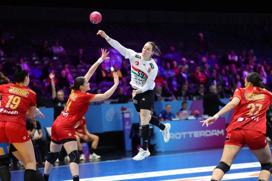 Ungaria - România, ACUM, pe iAMsport.ro. Tricolorele țin aproape în ”finala” pentru sferturi