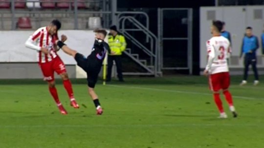 FCSB, în dificultate la Arad! Tânărul Necșulescu, eliminat la debut