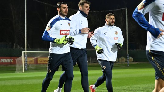 Negocieri intense pentru portarul echipei naționale! Două formații din Europa vor să-l transfere