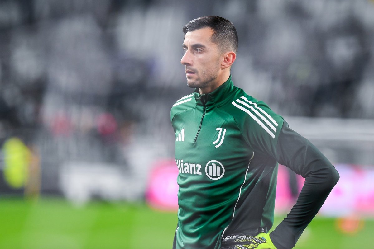 Mattia Perin, portarul dorit de Genoa