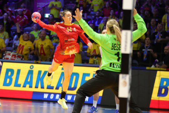 Eva Kerekes, jucătoarea de origine maghiară, prinsă la mijloc între România și Ungaria: ”E doar handbal, nu război”