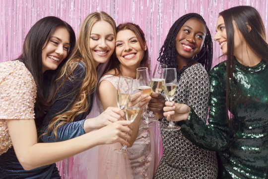 Fostul fotbalist al lui Dinamo a dezvăluit cea mai tare aventură a vieții sale: "Au sunat cinci fete la ușă”