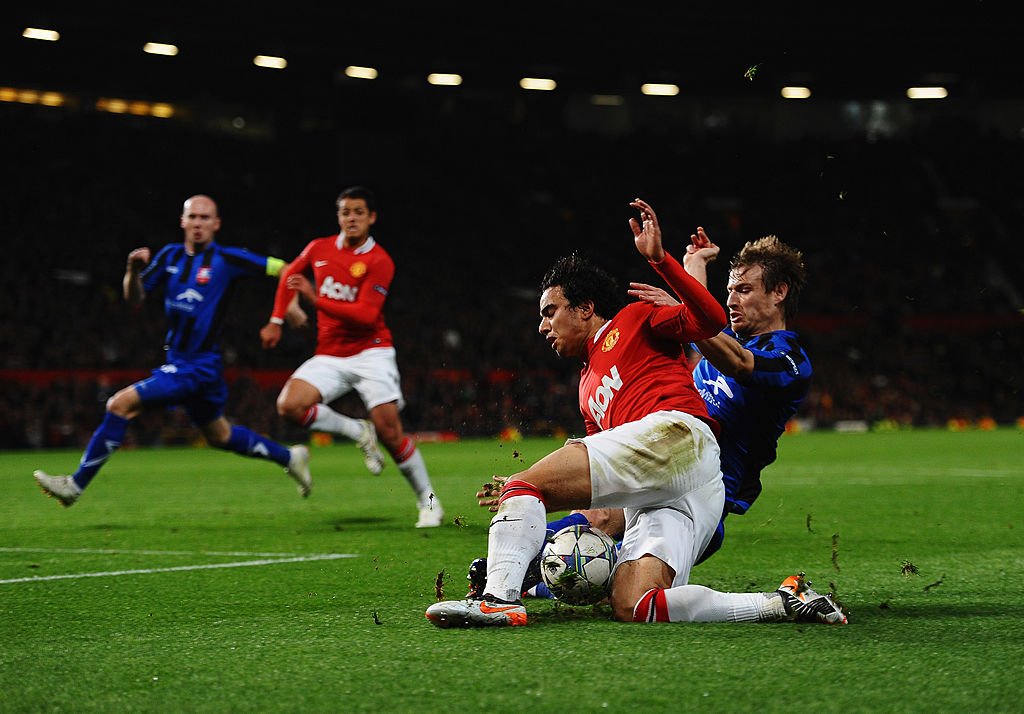 Imagine din meciul jucat pe Old Trafford de gălățeni, încheiat cu victoria "diavolilor", scor 2-0