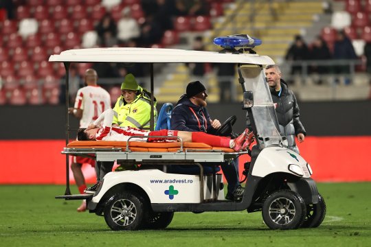 Lovitură cruntă pentru UTA! Alex Matei s-a rupt în meciul cu FCSB, sezon încheiat pentru puștiul de 17 ani