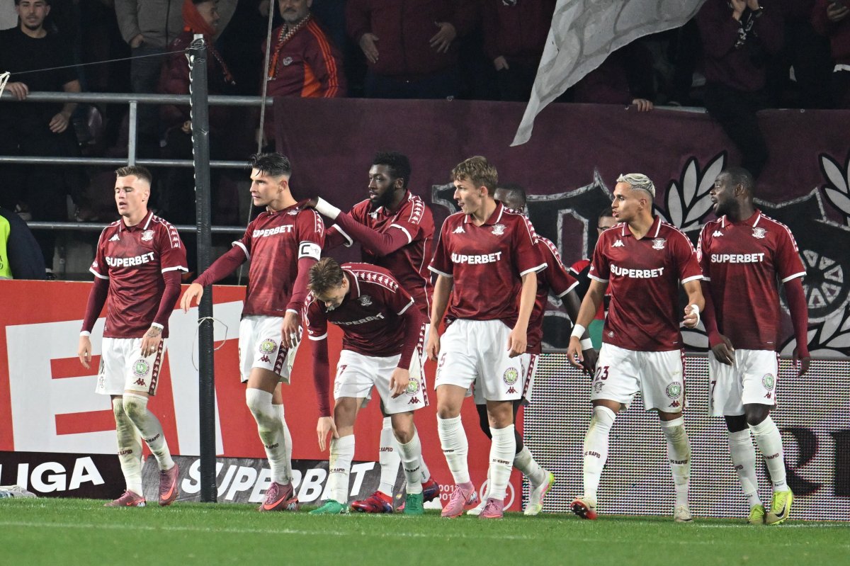 Rapid este în acest moment lider în SuperLiga