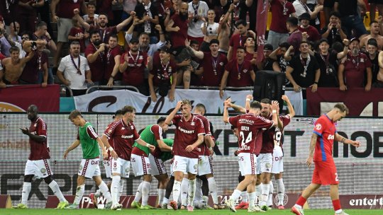 Conducerea Rapidului, acuzată direct de incompetență! Titularul care ar sta 5 luni pe bară doar din cauza șefilor: ”Un eșec total! Ai consultat un vraci, a zis să nu faci nimic”