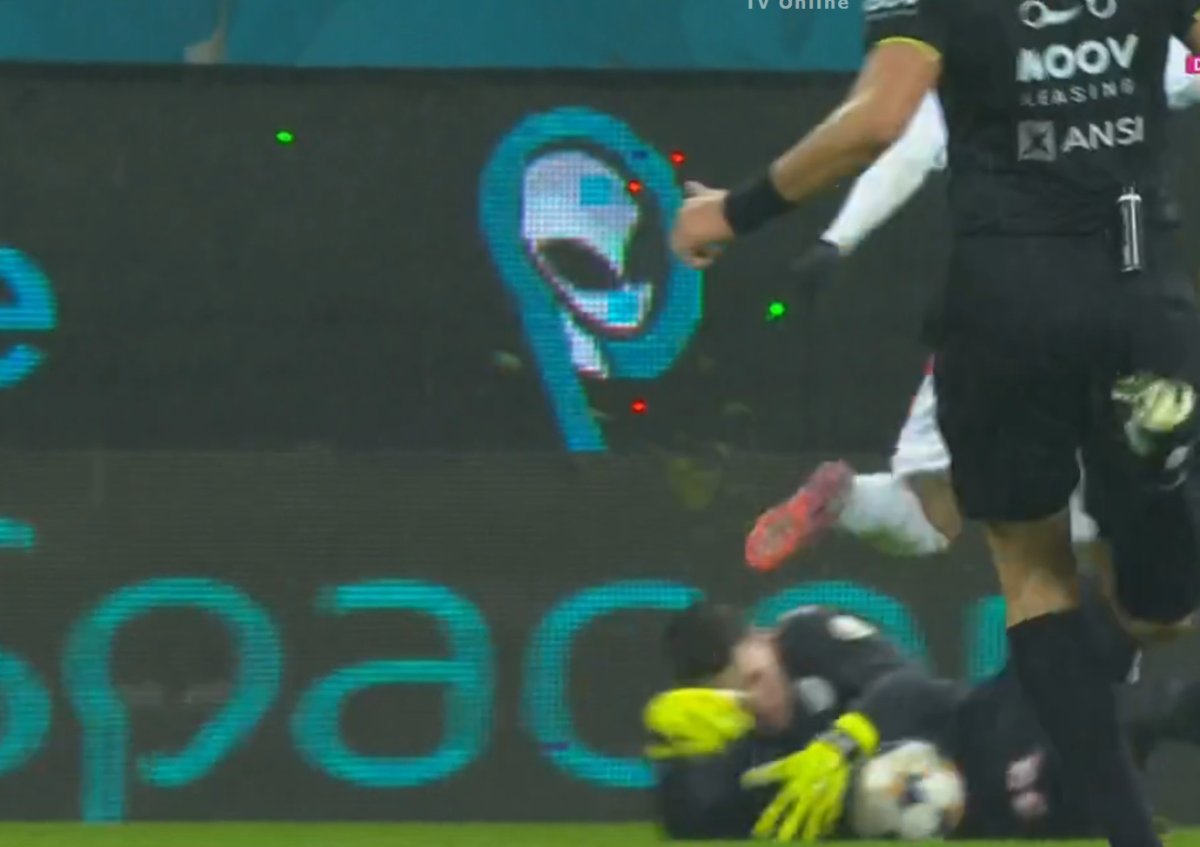 Târnovanu, momente de panică pe Arena Națională. A rămas căzut pe gazon