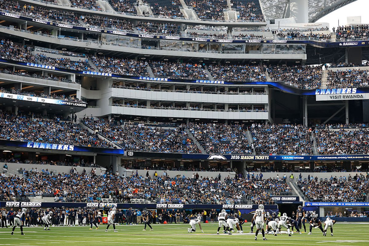 La Los Angeles, România a jucat meciurile contra Columbiei, Statelor Unite și Argentinei, de la World Cup 1994, toate câștigate