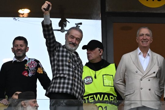 Gigi Becali i-a ”deconspirat” în direct! Cine sunt cei 3 cunoscuți jurnaliști români care ar fi fani FCSB: ”Pe ei îi am eu”