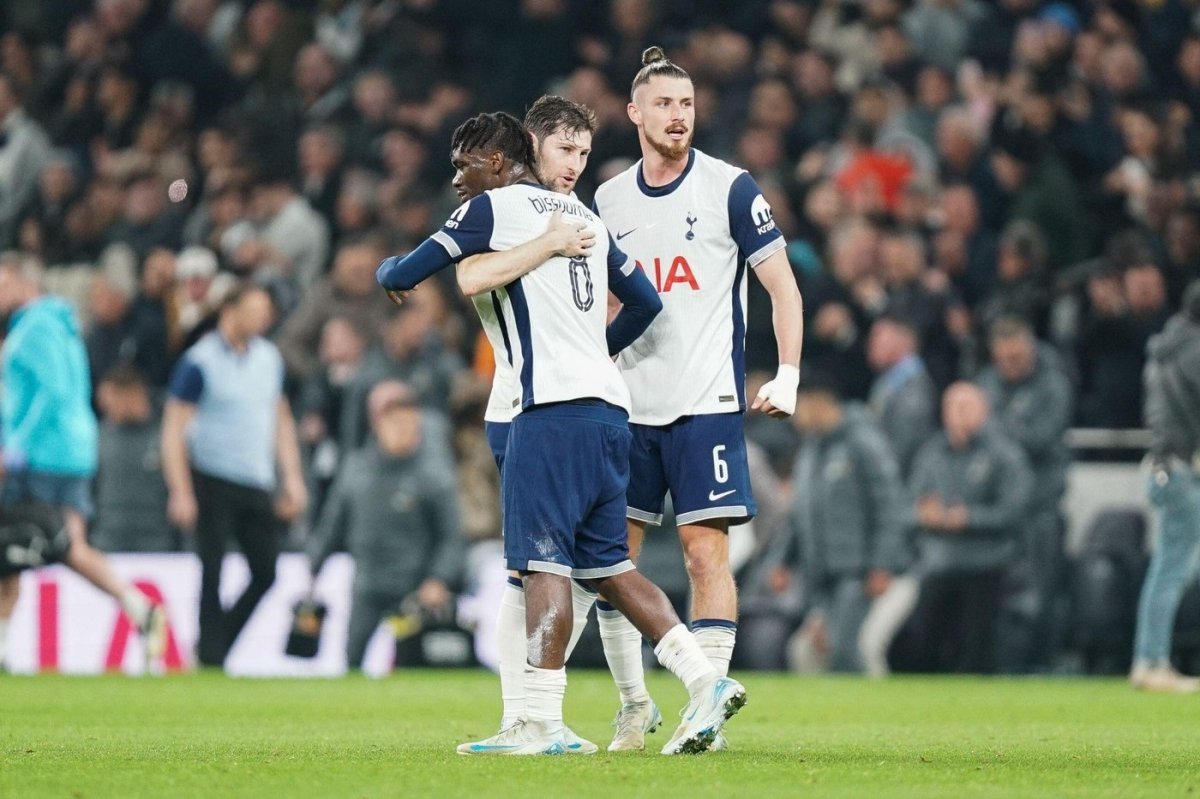 Bissouma și Drăgușin sunt colegi la Tottenham
