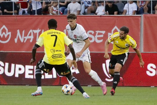 U Cluj - Hermannstadt, de la 15:00, pe iAMsport.ro. Primul meci din SuperLiga al sibienilor după plecarea lui Măldărășanu! Echipele de start