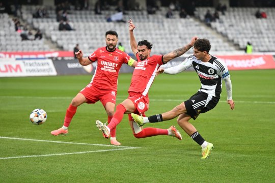 U Cluj - Hermannstadt 3-0, ACUM, pe iAMsport.ro. Continuă deriva sibienilor