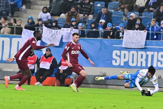 A răbufnit după ce a văzut ce salarii sunt la CFR Cluj: ”O prosteală! Se plătește foarte mult”