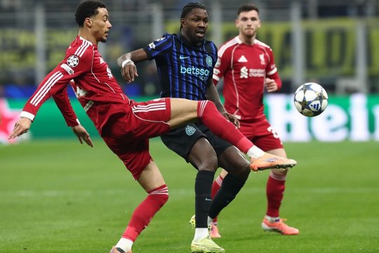 Continuă spectacolul în Liga Campionilor! Inter - Liverpool, PSV - Atletico plus alte 5 partide, ACUM, pe iAMsport.ro ! Meciuri de foc pentru Chivu și Man