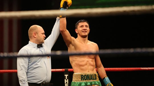 Mesajul lui Ronald Gavril după ce a câștigat categoric lupta din State, sub privirile Anamariei Prodan