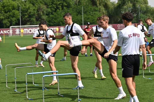 Clipe dramatice la antrenamentul Rapidului. Fotbalistul lui Șumudică, aproape de nenorocire: "A avut șansă la viață"