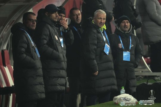 Dan Petrescu, ironic după victoria cu UTA: ”Nu am niciun merit la Louis Munteanu. E doar vina mea când nu marchează”