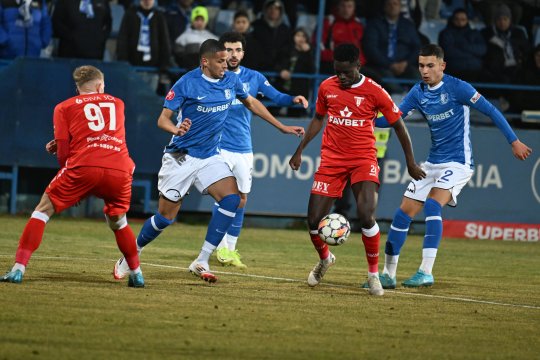 OFICIAL | FCSB și-a prezentat noile transferuri! Ce numere vor purta noii fotbaliști ai campioanei