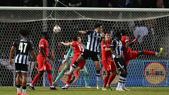 Cine transmite la TV meciul PAOK - FCSB, din Europa League