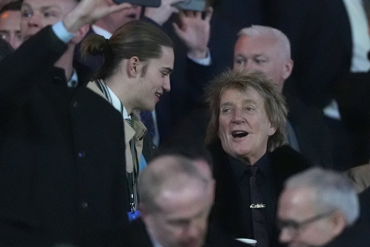 Rod Stewart, la meciul Celtic - Bayern Munchen