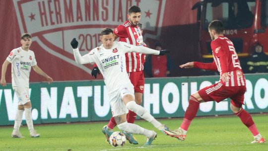 Antrenorul din SuperLiga care poate face rocada după meciul direct: "Miroase a praf de pușcă. Știu că au vorbit"