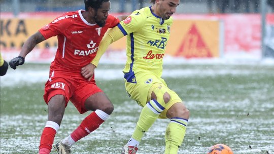 Petrolul - UTA Arad 0-1. Final cu scandal la Ploiești după două goluri anulate gazdelor în repriza secundă