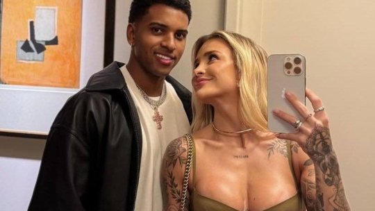 Cum au sărbătorit vedetele din fotbal Valentine's Day. Imaginile cu care au încercat să își surprindă fanii pe rețelele de socializare