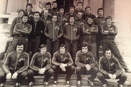 Sfârșitul tragic al unuia dintre marii sportivi ai României. A ajuns la spitalul de psihitarie, apoi a făcut o comoție și s-a stins: ”Ea a avut grijă de el”