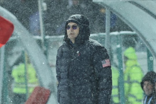 Eugen Neagoe, eliminat în Gloria Buzău - FCSB! Antrenorul și-a ieșit din minți pe margine