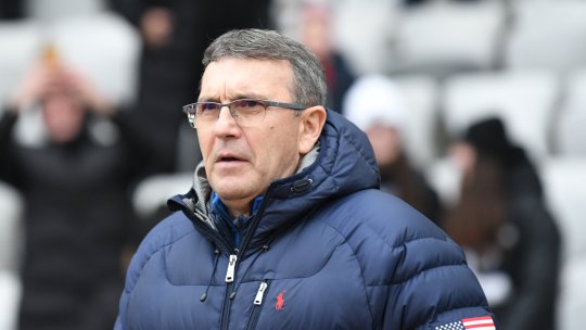 Neagoe ar fi fost luat în râs de arbitru: ”Ai văzut ce avea pe geacă?”