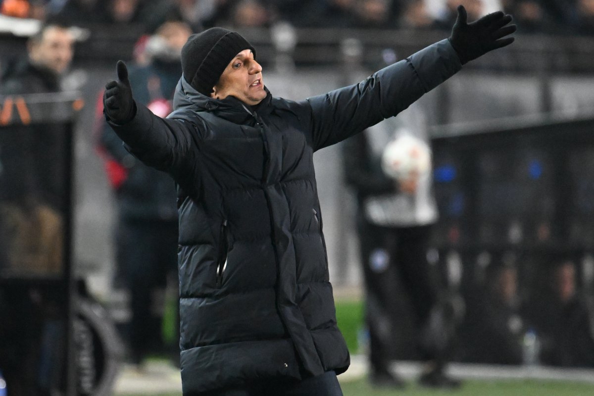 Răzvan Lucescu, în timpul meciului PAOK - FCSB 1-2