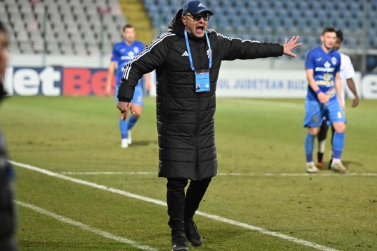 Leo Grozavu nu s-a abținut după înfrângerea cu Rapid: "Nu putem mânca spanac să li se umfle mușchii mai tare!"