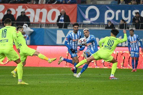 Universitatea Craiova - Poli Iași 4-1. Rădoi își începe perfect al doilea mandat în Bănie! Mitriță a înscris o dublă, Cicâldău a marcat pentru prima dată de la revenire