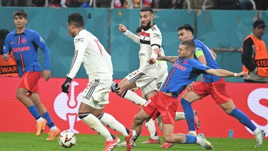 Înlocuire de urgență înainte de FCSB - CFR Cluj. Fotbalistul anunțat titular a acuzat probleme și schimbarea s-a produs imediat