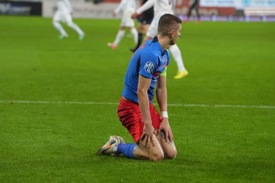 Florin Tănase, eliminat în FCSB - CFR Cluj! Intrarea în urma căreia Sebastian Colțescu l-a trimis la vestiare