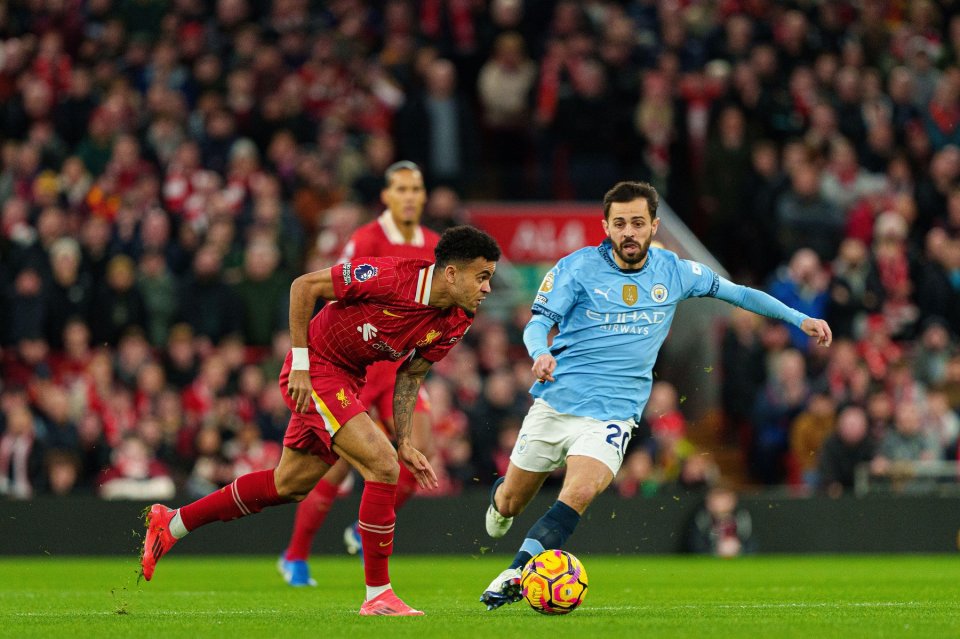 Liverpool a câștigat partida tur contra Manchester City, scor 2-0