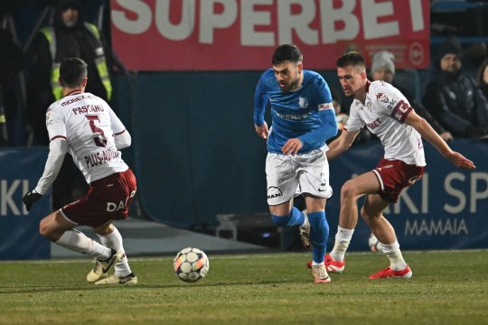 Farul - Rapid 1-3. Pas uriaș către play-off făcut de giuleșteni. Șumudică, o nouă victorie în fața lui Hagi