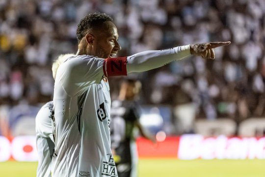Neymar a dat anii înapoi! Brazilianul, prestație de excepție în tricoul lui Santos: era deja 3-0 în minutul 32