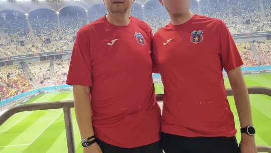 Fostul comandant al Stelei, surprins în tribune la FCSB - Manchester United. Fanii l-au făcut praf: "Soarta nu iartă trădătorii"