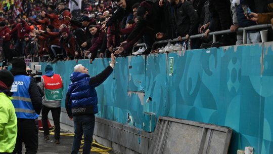 Șumudică a dezvăluit ce s-a decis la întâlnirea cu suporterii: ”Au drumul lor” + Mesajul lui Bocciu