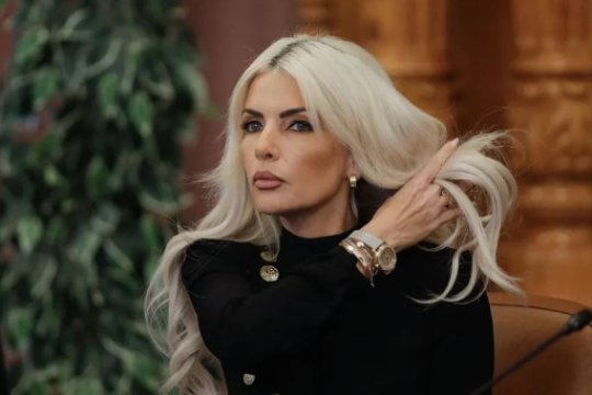 ”Cristi Borcea a cunoscut-o pe Laura Vicol când era tinerică. Și Giovanni Becali a lătrat la ea!”
