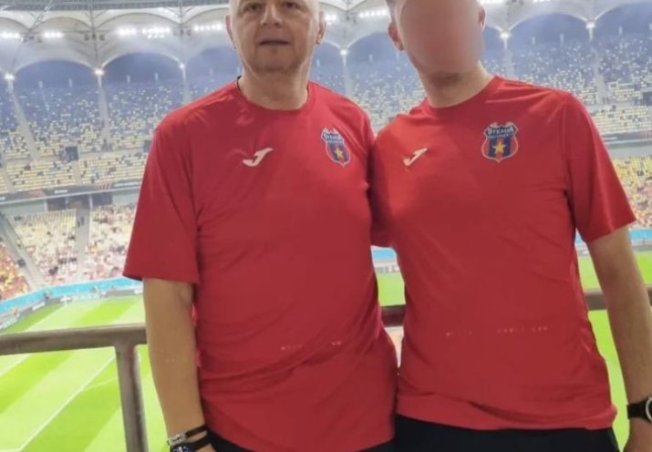 Fotografia de pe stadion cu Cristrian Petrea și fiul său care a stârnit replici acide din partea suporterilor Stelei