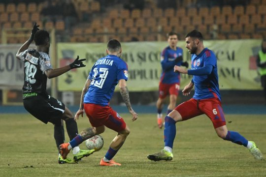 Steaua își continuă seria de invincibilitate. Goluri spectaculoase în meciul cu Ceahlăul